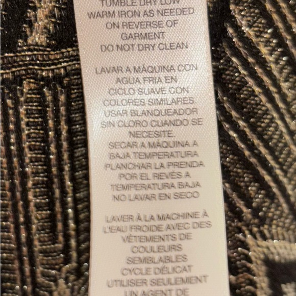 Chico's Black and Gold Patterned very lightweight jacket. - Picture 2 of 9